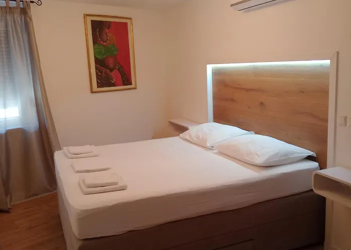 Roza Apartment